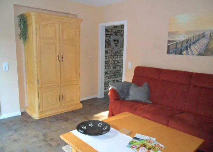 罗森塔尔公寓 *